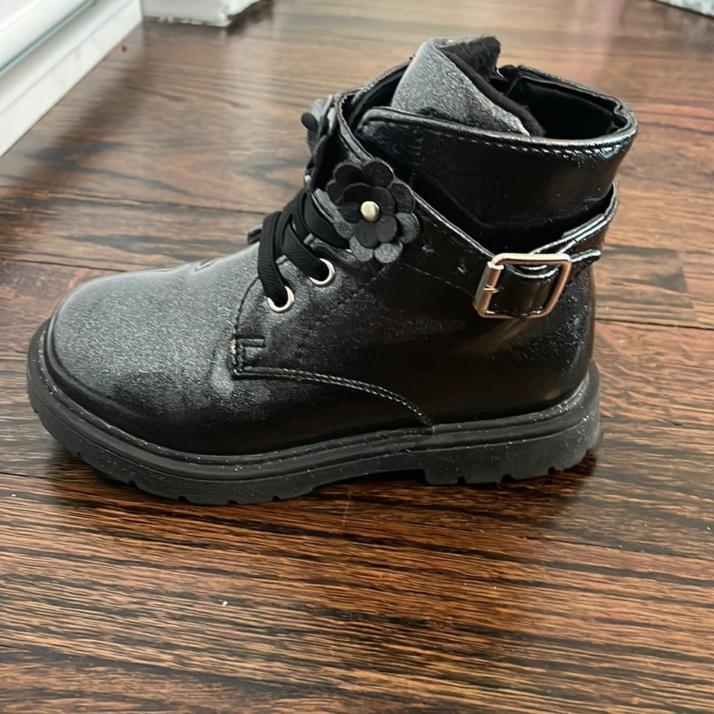 Tahari black toddler girl combat boots